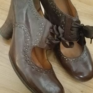 NAYA ANTHROPOLOGIE JADA MARY JANE PUMP GENUINE LEATHER WOODEN HEEL ROUND TOE 11M